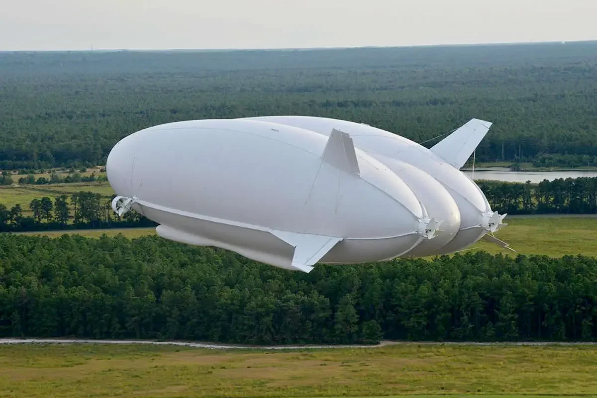 Airlander 10