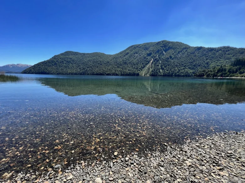 Lago Hermoso